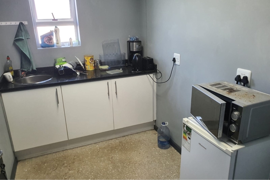 To Let commercial Property for Rent in Greenbushes Industrial Park Eastern Cape